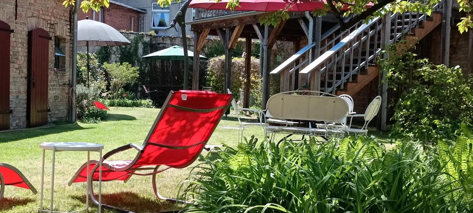Schlossparkferienwohnungen Rheinsberg Mit Garten Exterior foto